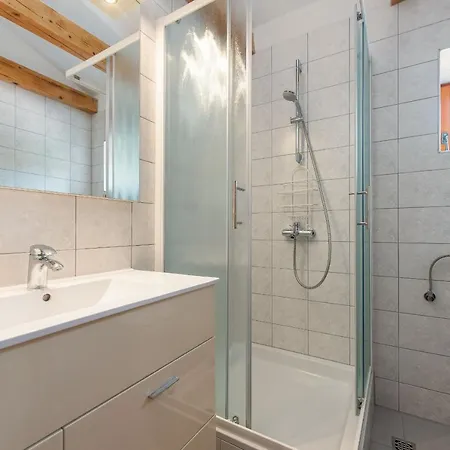 Stone House Magarac *