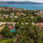 Villa Stone House Magarac *