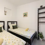 Stone House Magarac