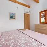 فيلة Stone House Magarac سيلين