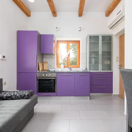 빌라 Stone House Magarac *