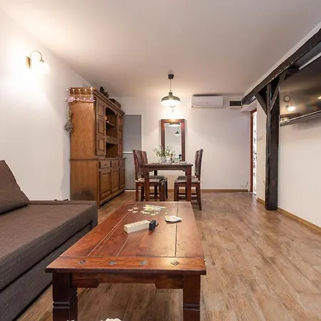 Stone House Magarac *