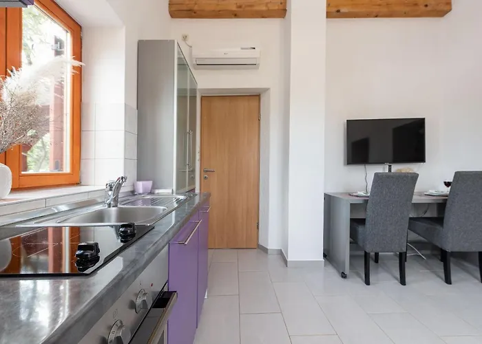 Villa Stone House Magarac