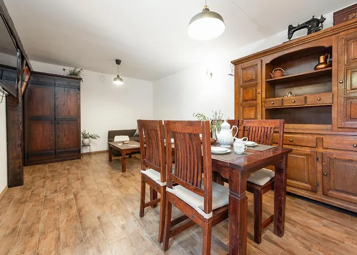 Stone House Magarac * Селине